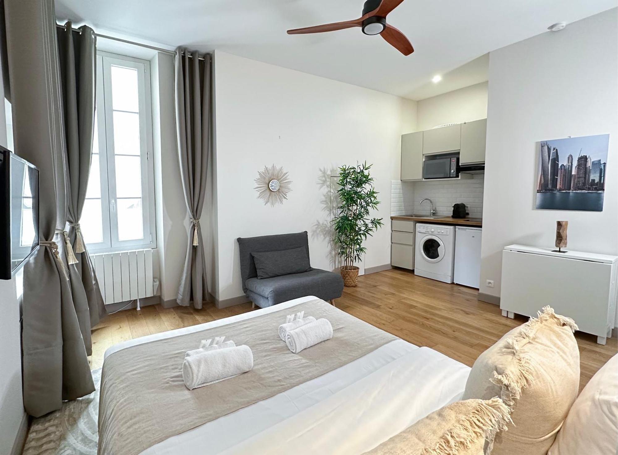 דירות פריז Spacious Studio In Saint-Germain-Des-Pres מראה חיצוני תמונה