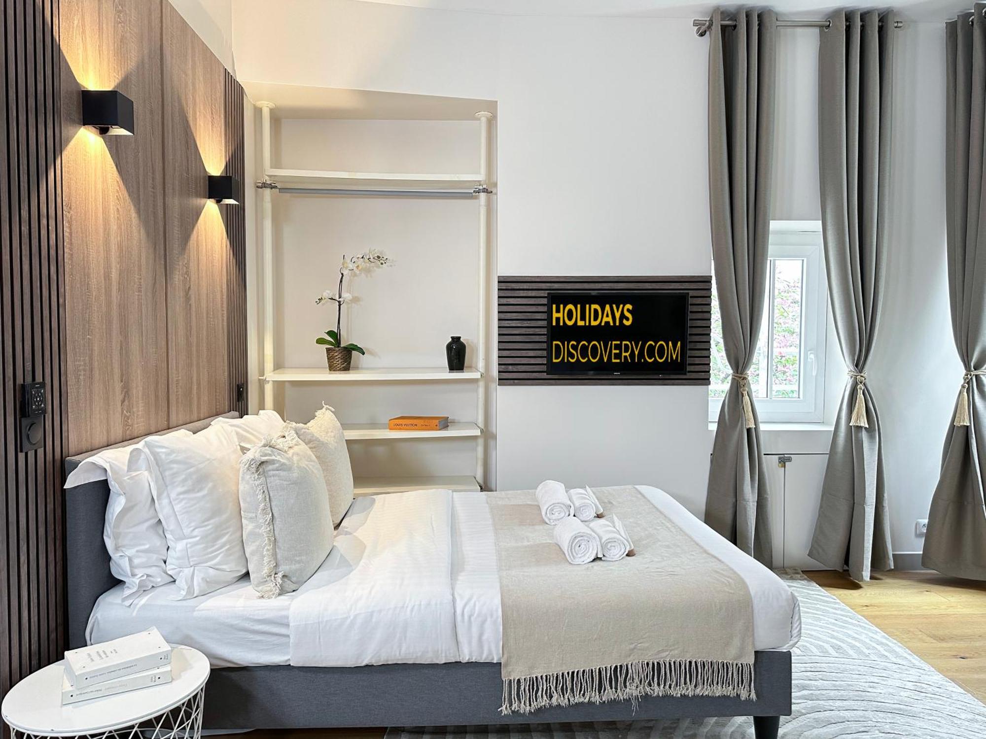 דירות פריז Spacious Studio In Saint-Germain-Des-Pres מראה חיצוני תמונה
